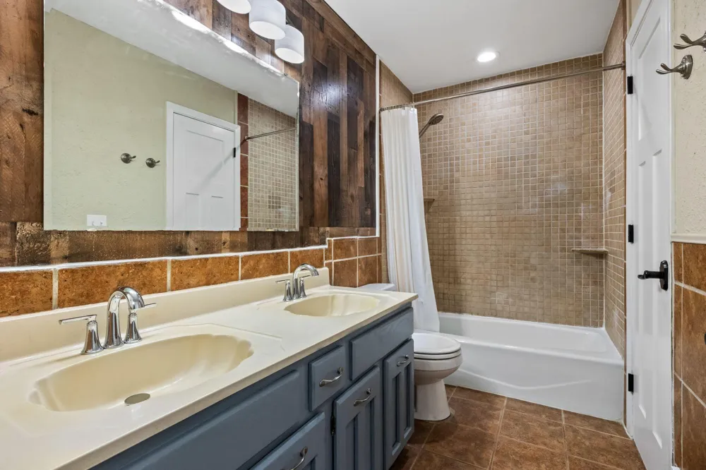 10340 Decatur Avenue S Bloomington, MN 55438