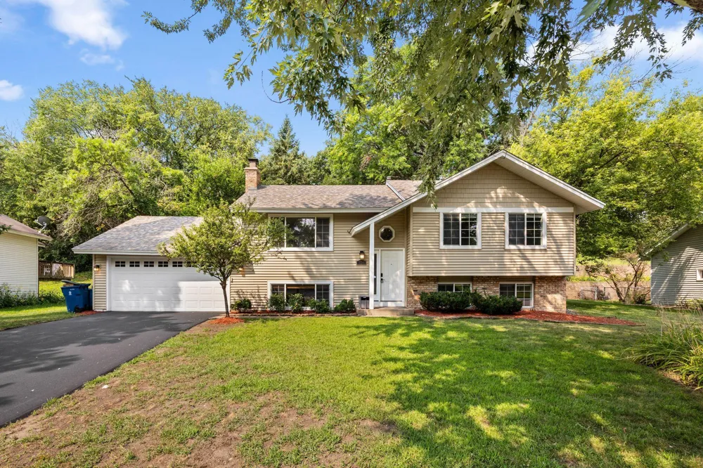 10340 Decatur Avenue S Bloomington, MN 55438