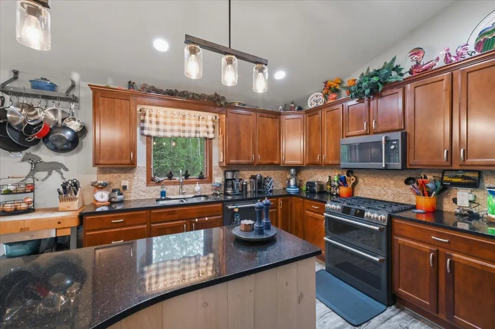 4210 Creekwood Place Hermantown, MN 55811