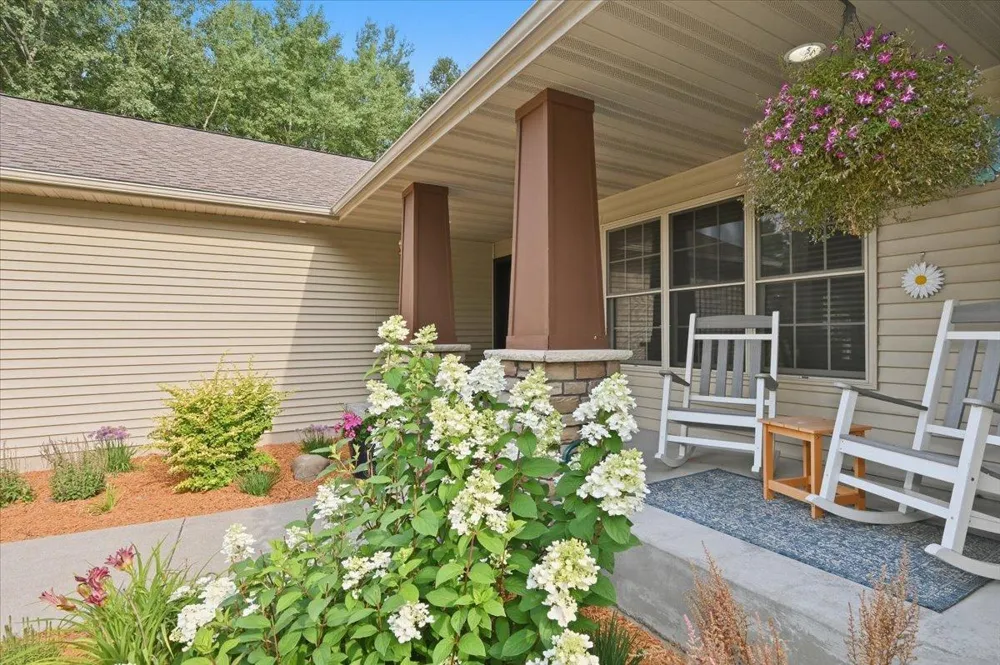 4210 Creekwood Place Hermantown, MN 55811
