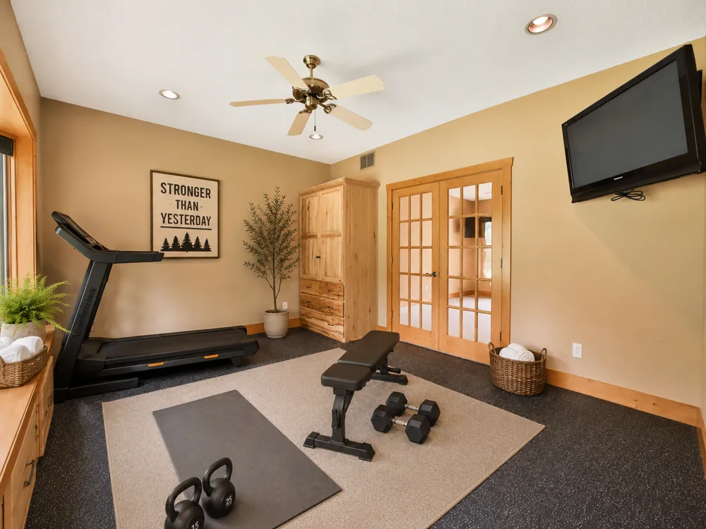 11212 Leewood Lane East Gull Lake, MN 56401