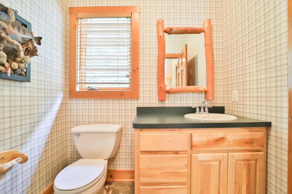 11212 Leewood Lane East Gull Lake, MN 56401