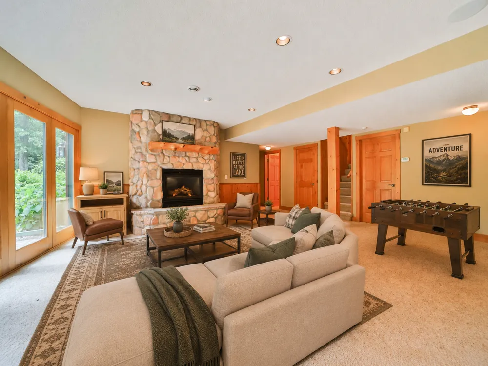 11212 Leewood Lane East Gull Lake, MN 56401