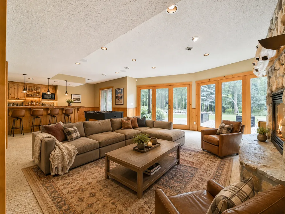 11212 Leewood Lane East Gull Lake, MN 56401