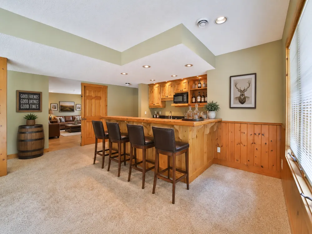 11212 Leewood Lane East Gull Lake, MN 56401