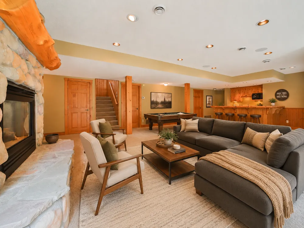 11212 Leewood Lane East Gull Lake, MN 56401