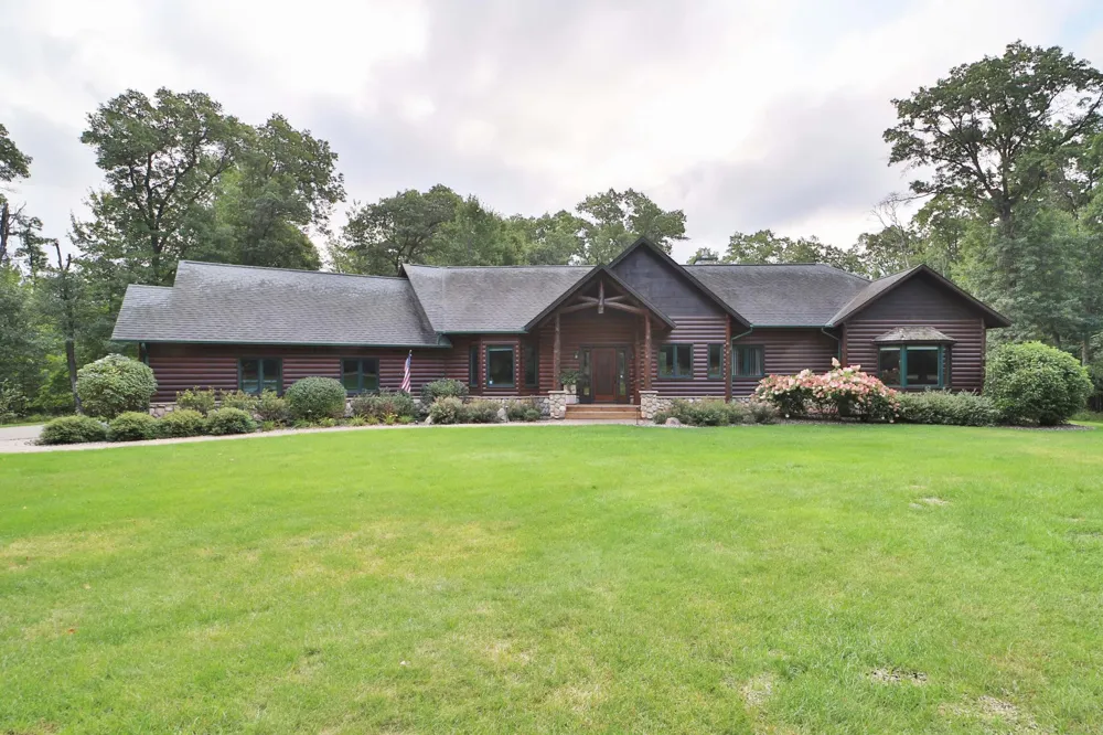 11212 Leewood Lane East Gull Lake, MN 56401