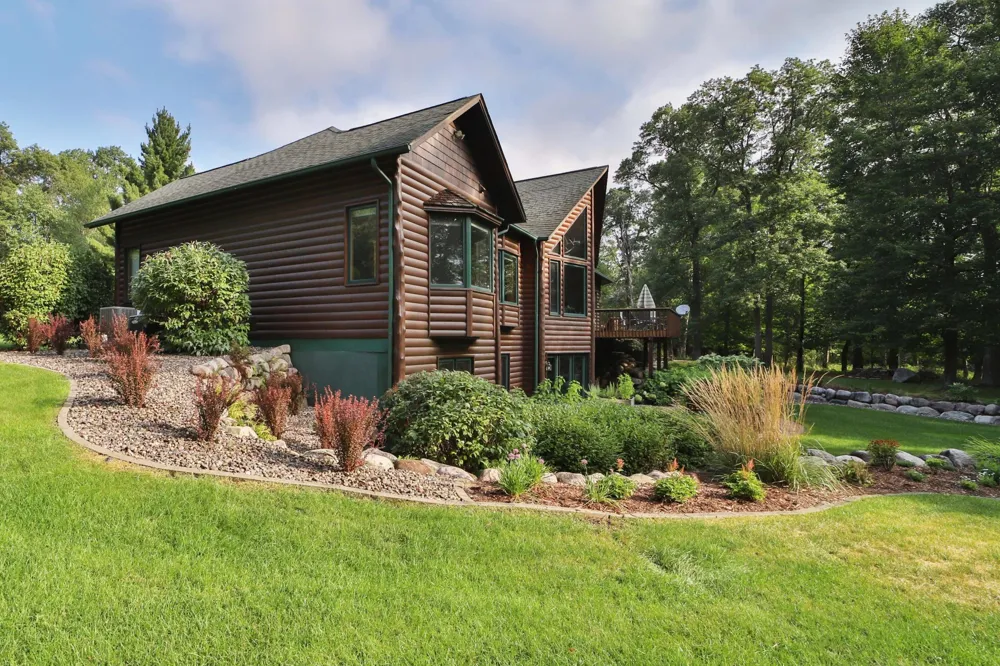 11212 Leewood Lane East Gull Lake, MN 56401