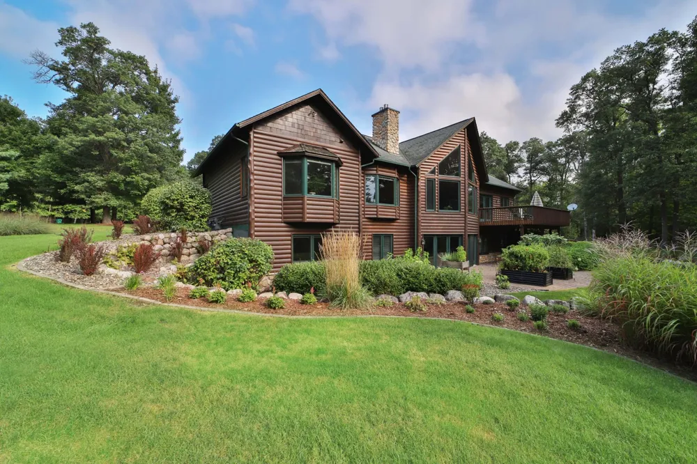 11212 Leewood Lane East Gull Lake, MN 56401