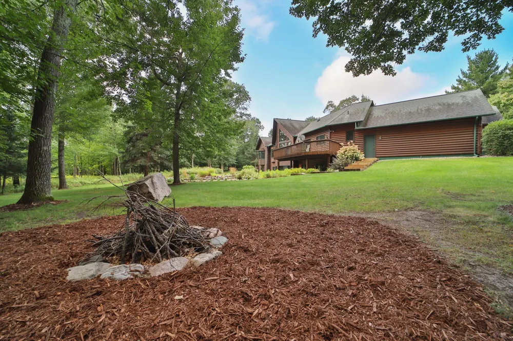 11212 Leewood Lane East Gull Lake, MN 56401