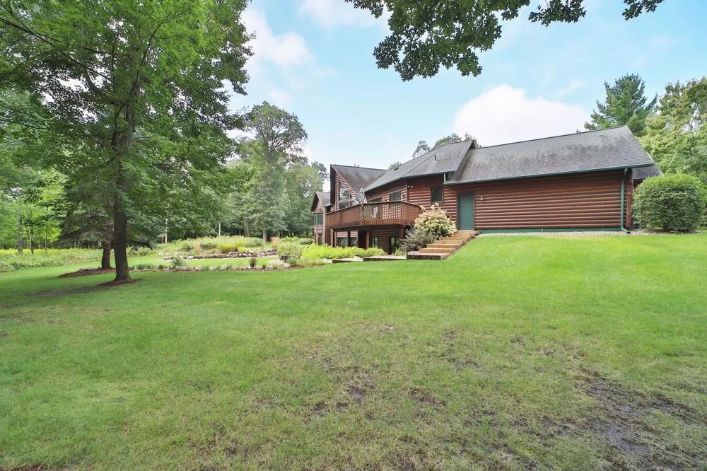 11212 Leewood Lane East Gull Lake, MN 56401