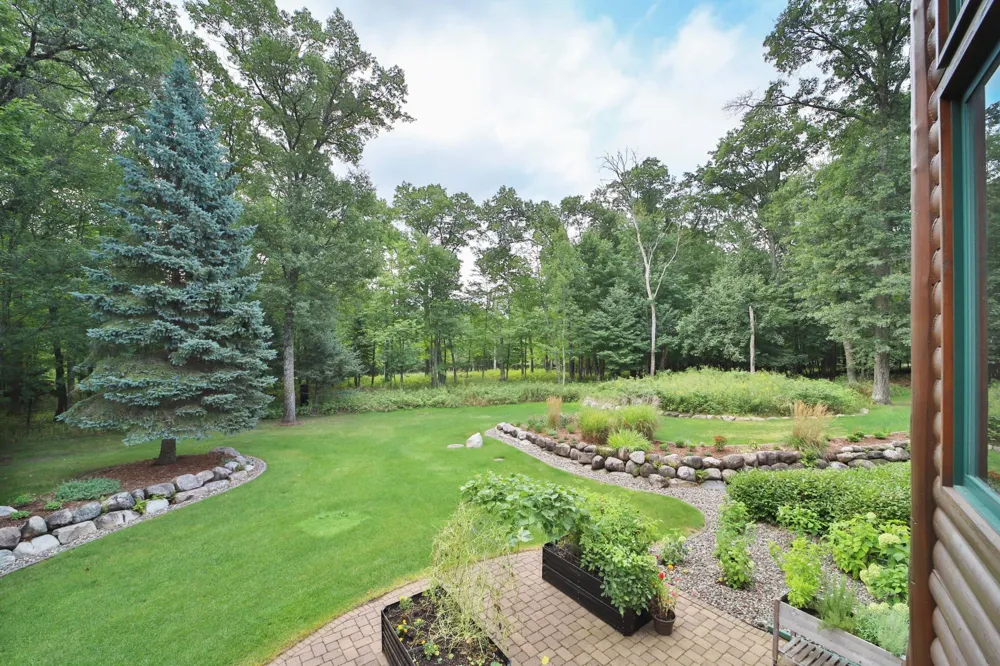 11212 Leewood Lane East Gull Lake, MN 56401