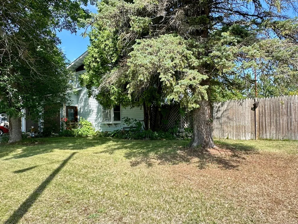 51 Aspen Lane Babbitt, MN 55706