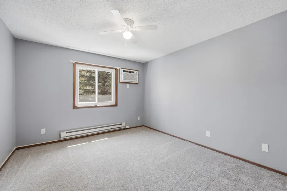 14 E 13th Street Waconia, MN 55387