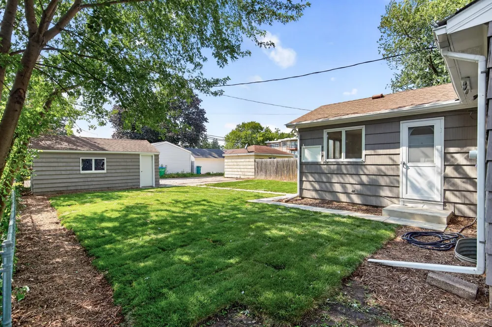 3620 Sumter Avenue S Saint Louis Park, MN 55426