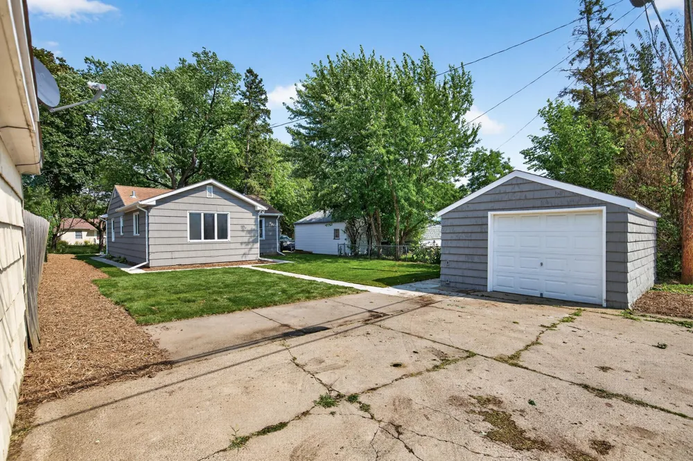 3620 Sumter Avenue S Saint Louis Park, MN 55426