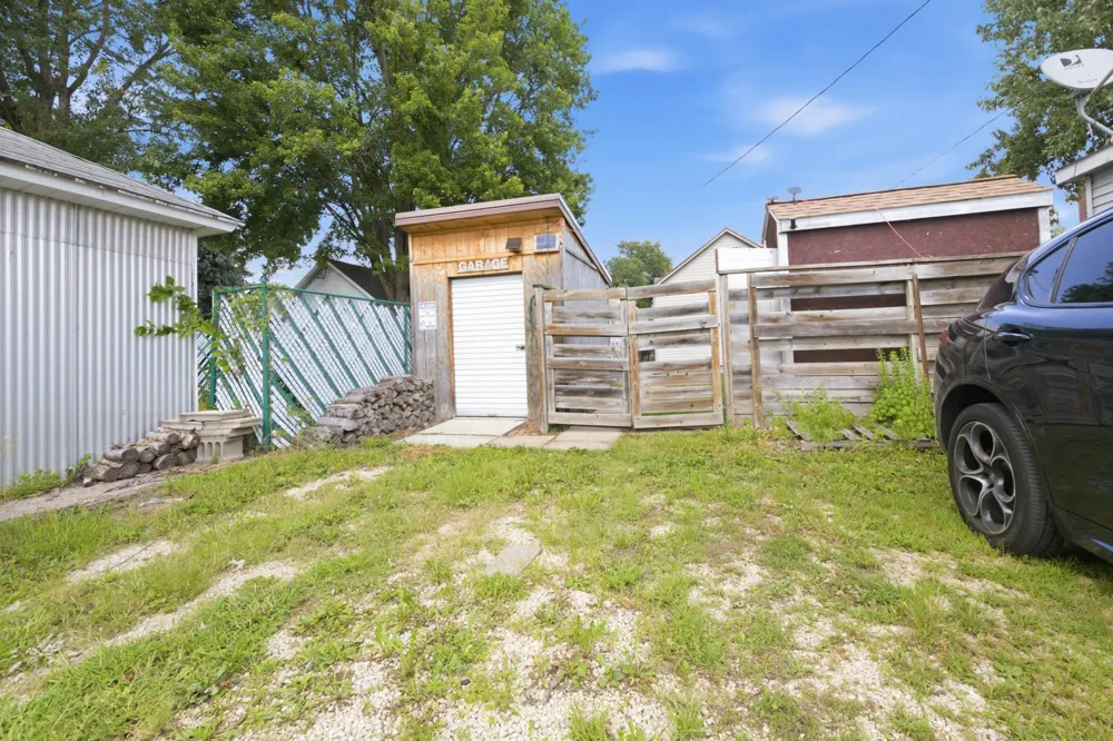 619 E 3rd Street Winona, MN 55987