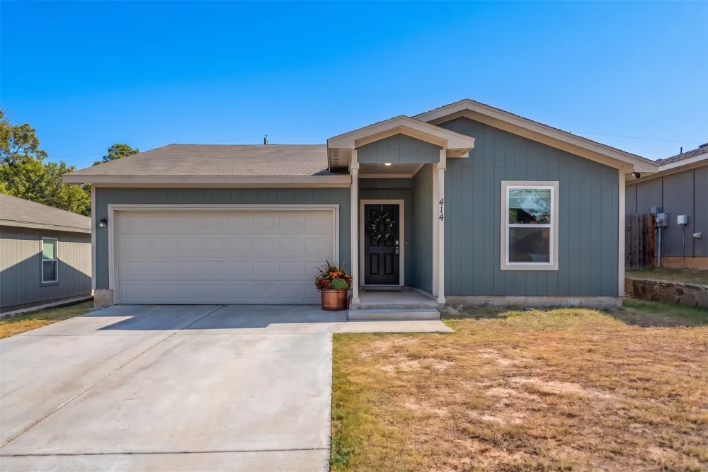 414 E Munson Street Denison, TX 75021