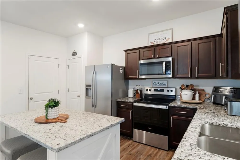 57 Reeves Court Dawsonville, GA 30534