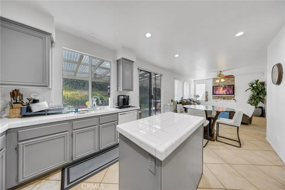 11522 Fallingstar Court Rancho Cucamonga, CA 91701