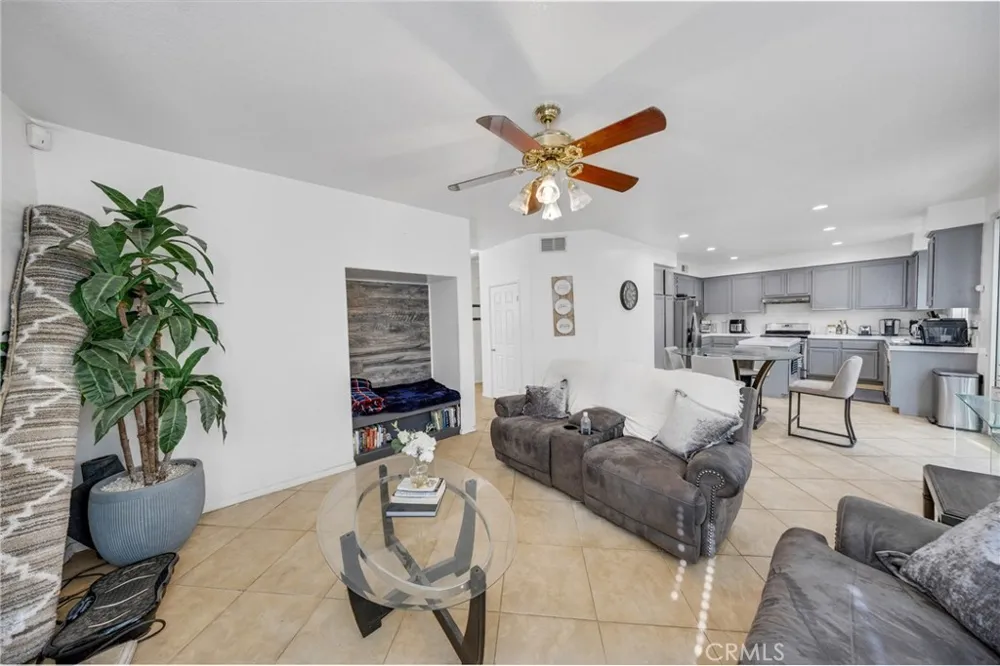 11522 Fallingstar Court Rancho Cucamonga, CA 91701