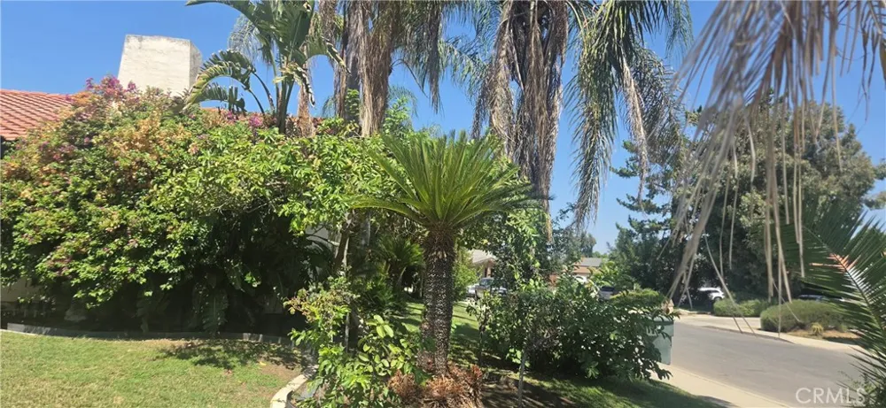 6300 Devon Bakersfield, CA 93309