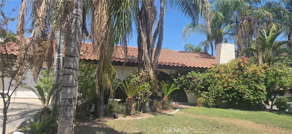 6300 Devon Bakersfield, CA 93309