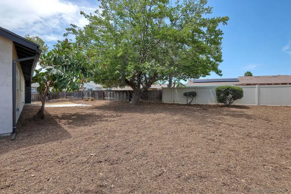 10007 Stanley Ct. Santee, CA 92071