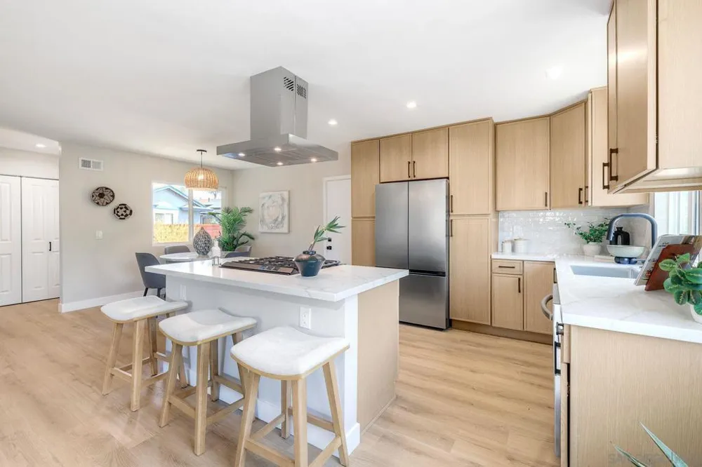 10007 Stanley Ct. Santee, CA 92071