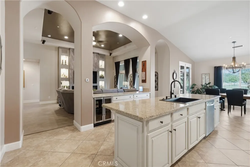 1162 Paradise Loop Lemoore, CA 93245