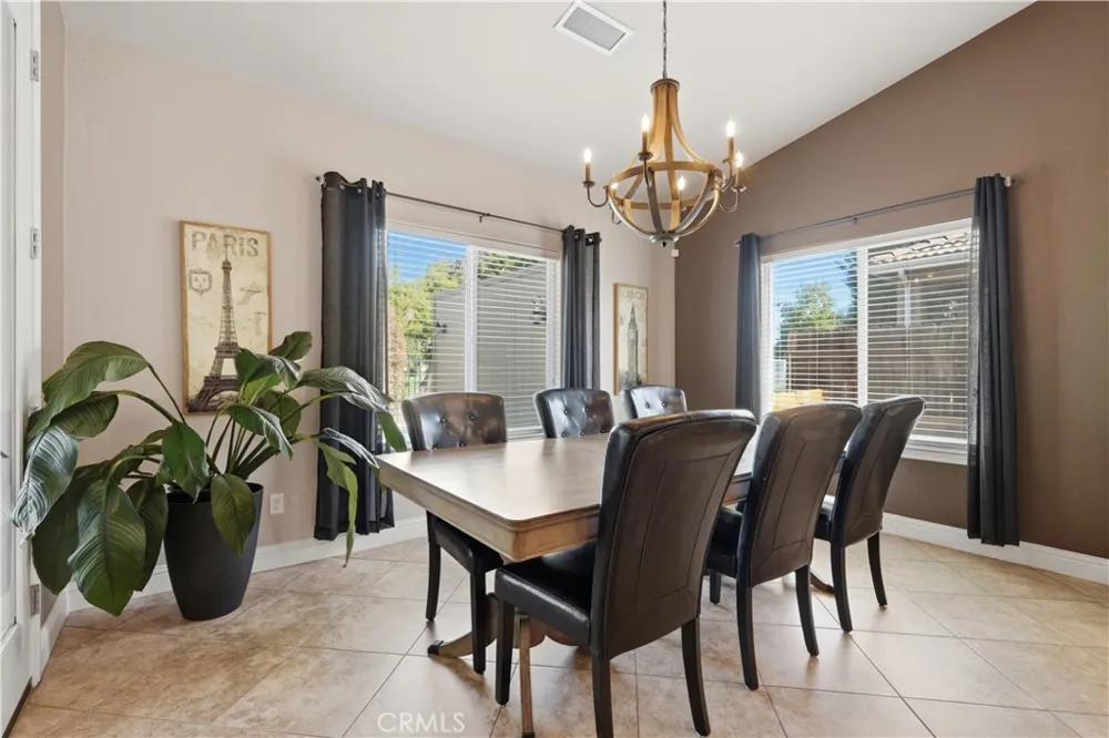 1162 Paradise Loop Lemoore, CA 93245
