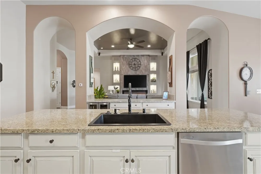 1162 Paradise Loop Lemoore, CA 93245