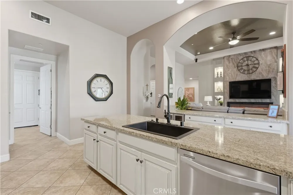 1162 Paradise Loop Lemoore, CA 93245
