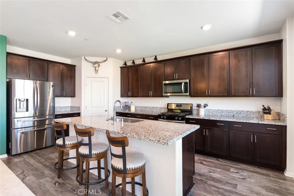 29517 Summerly Place Lake Elsinore, CA 92530