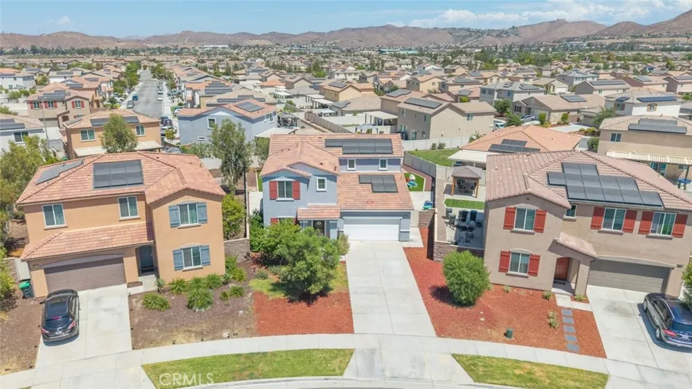 29517 Summerly Place Lake Elsinore, CA 92530