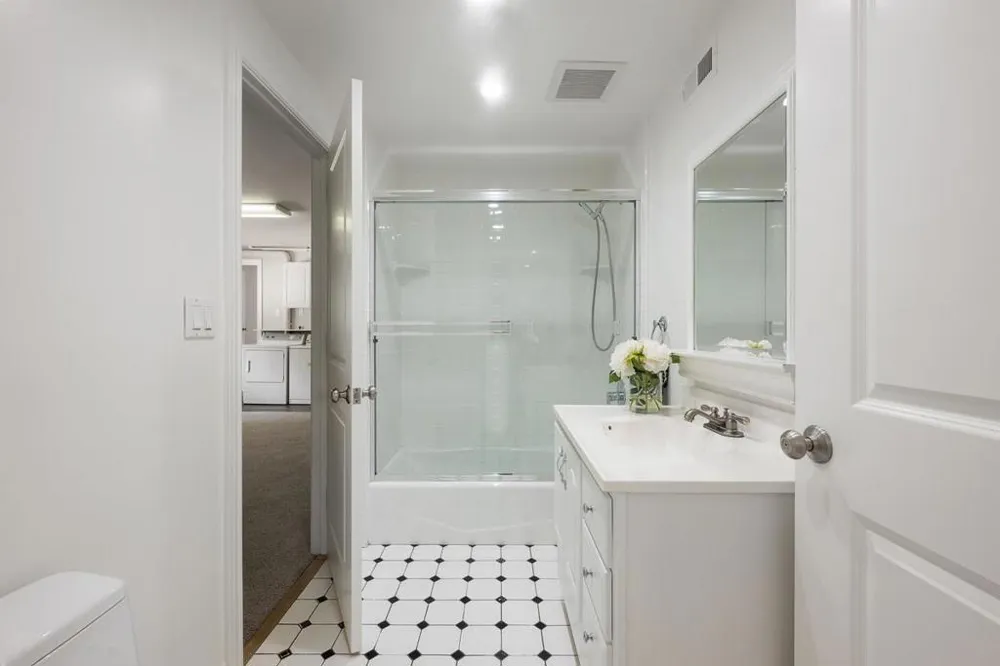 23 Shasta Court South San Francisco, CA 94080