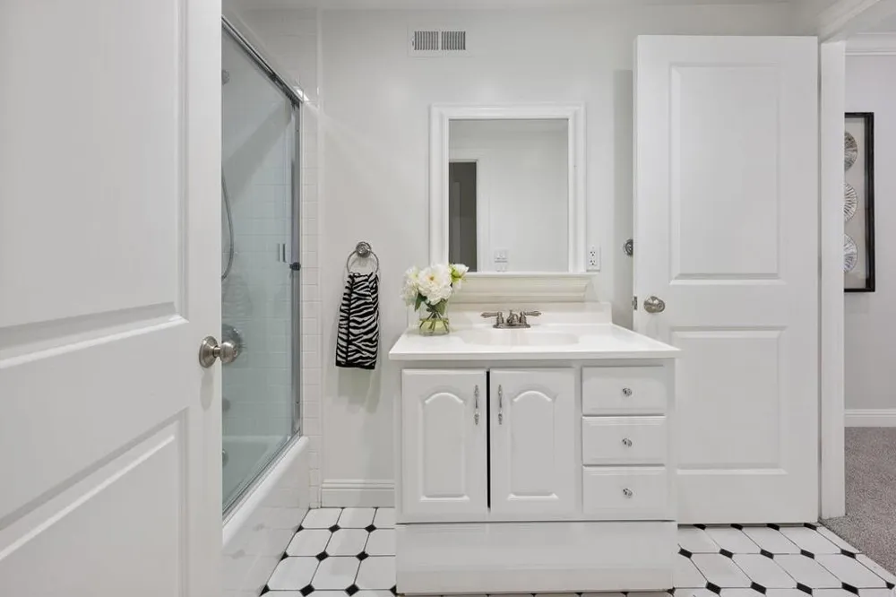 23 Shasta Court South San Francisco, CA 94080