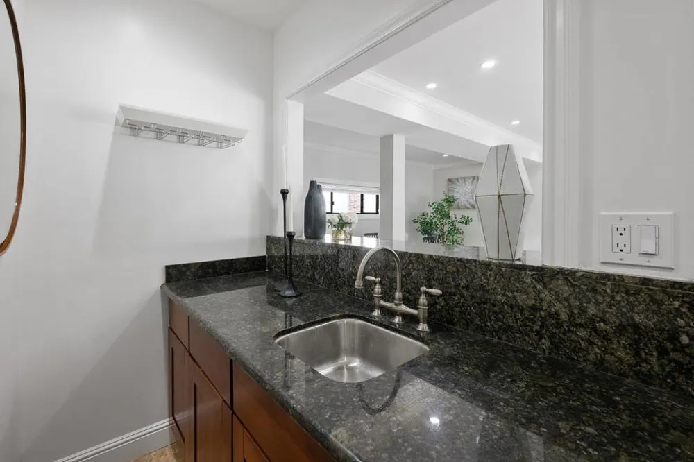 23 Shasta Court South San Francisco, CA 94080