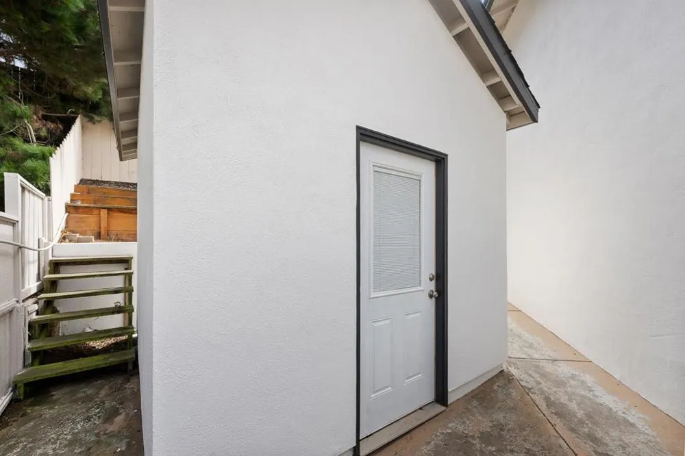 23 Shasta Court South San Francisco, CA 94080