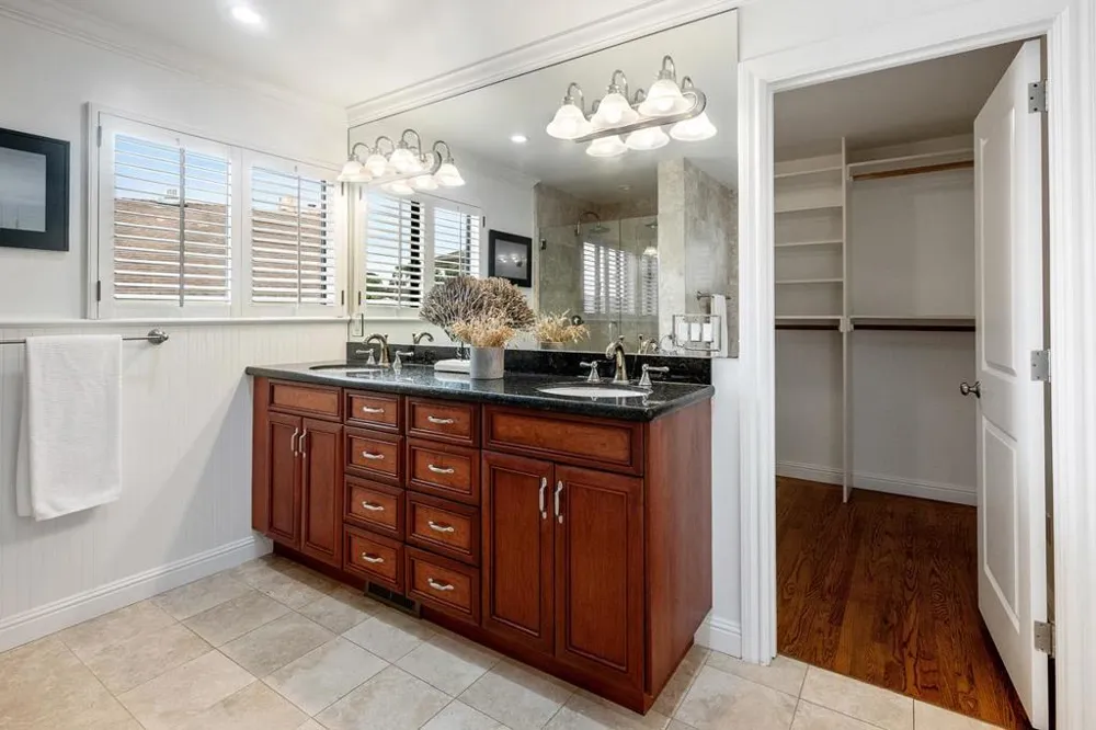 23 Shasta Court South San Francisco, CA 94080
