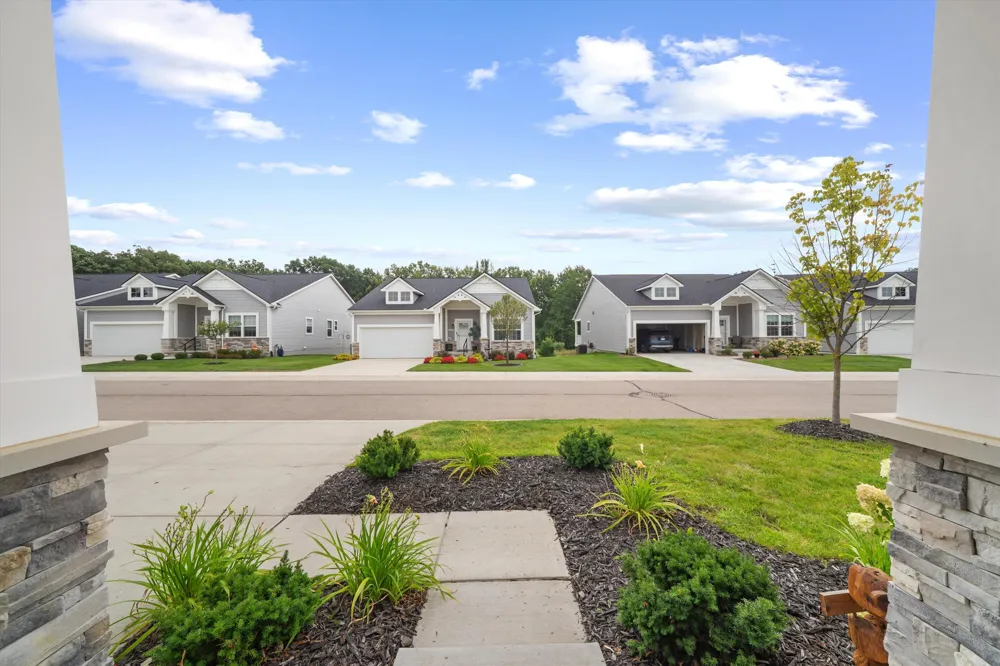 1406 Magellan Drive Chelsea, MI 48118