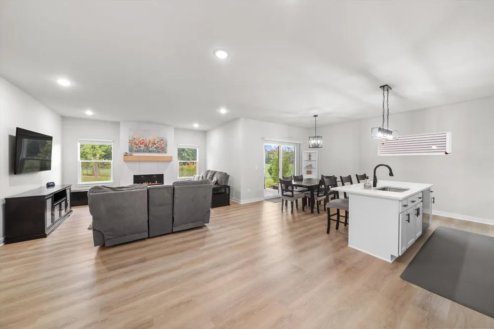 1406 Magellan Drive Chelsea, MI 48118