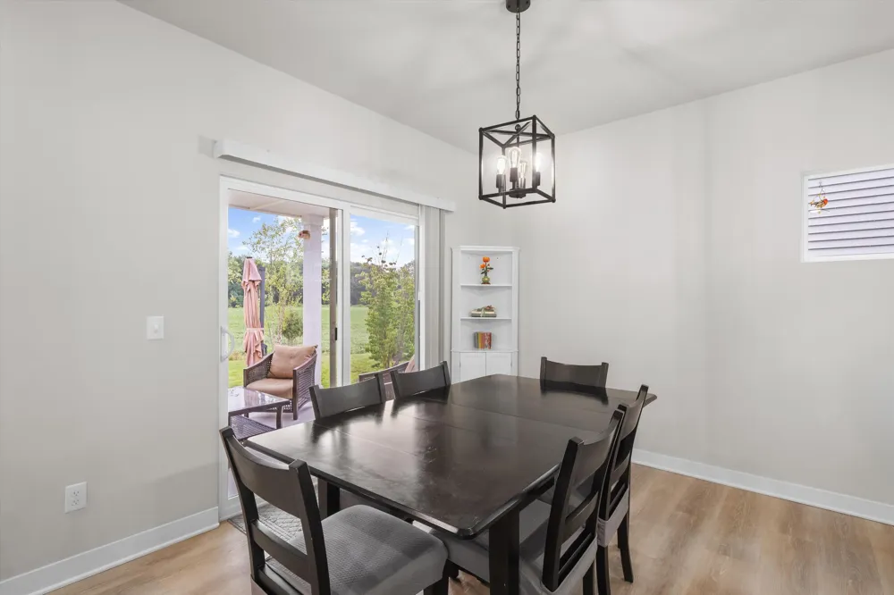 1406 Magellan Drive Chelsea, MI 48118