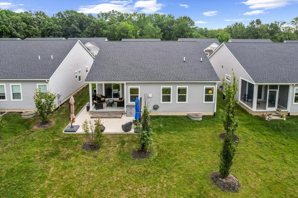1406 Magellan Drive Chelsea, MI 48118