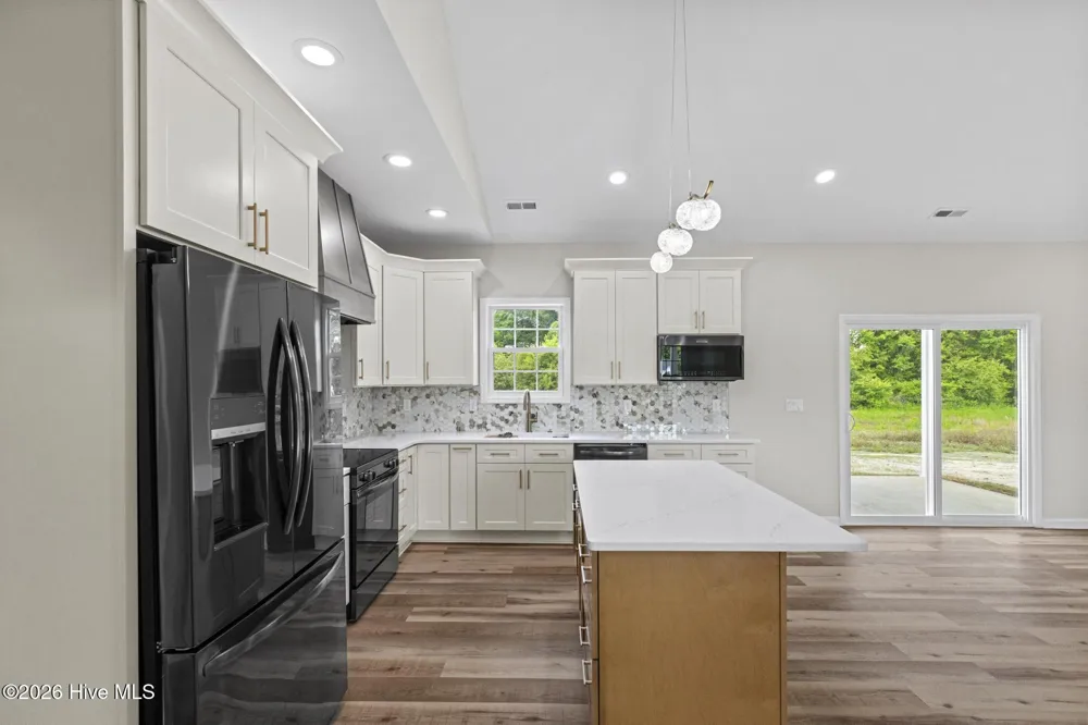 402 Wade Drive Richlands, NC 28574