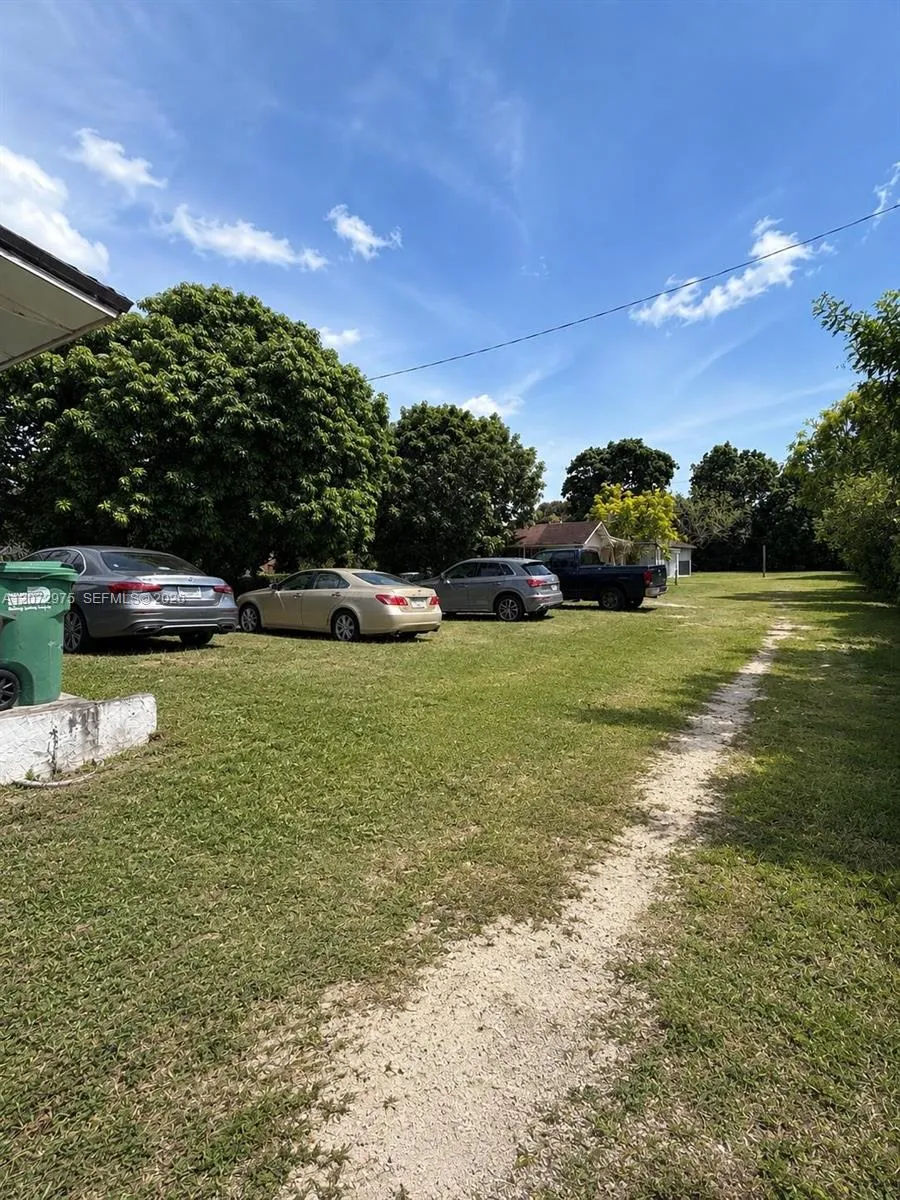 20890 SW 236th St Homestead, FL 33031