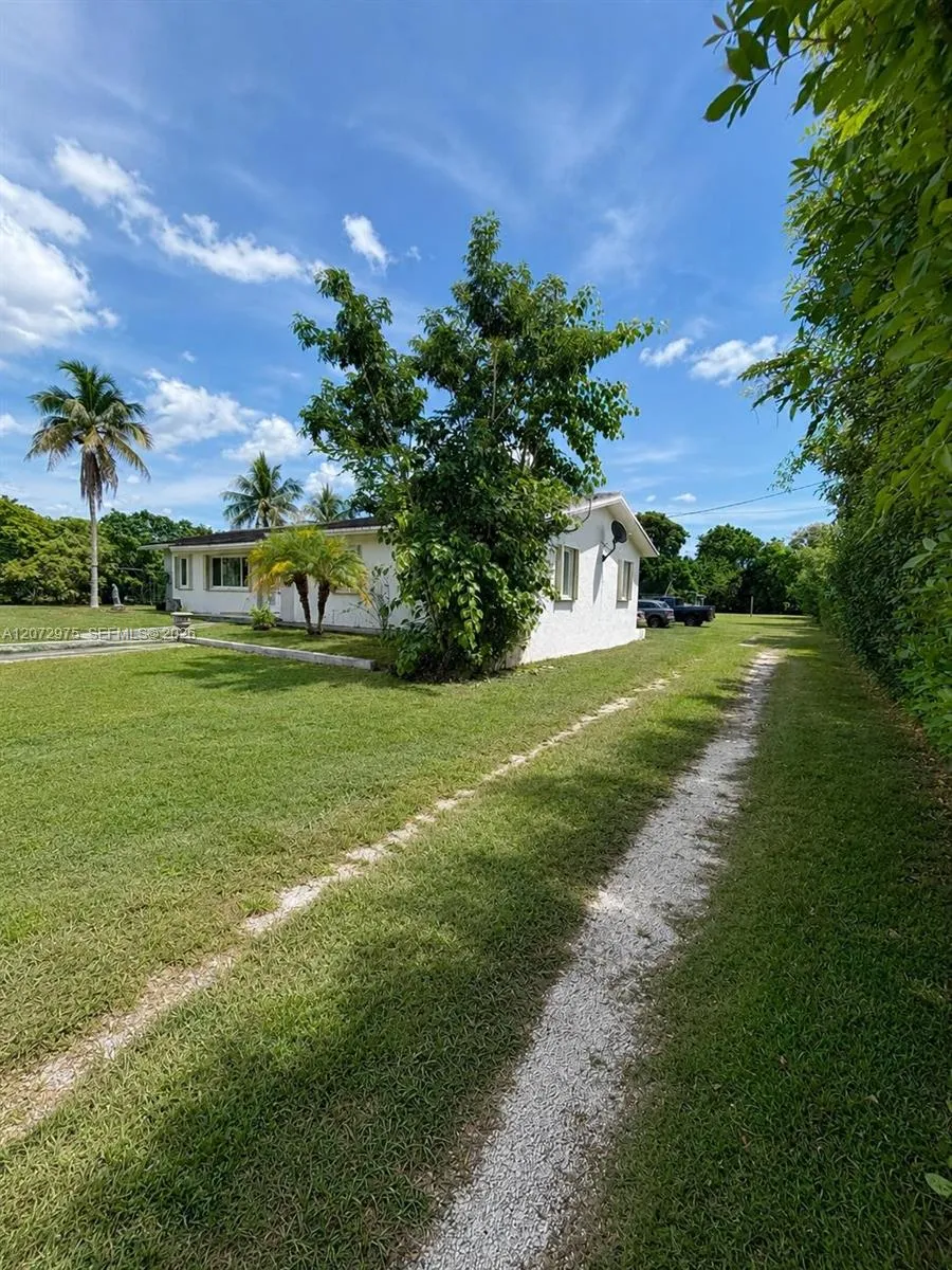 20890 SW 236th St Homestead, FL 33031