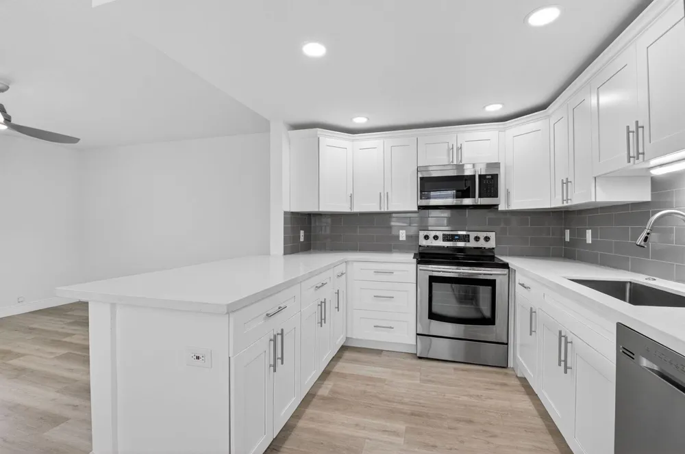 103 Brittany #C Delray Beach, FL 33446