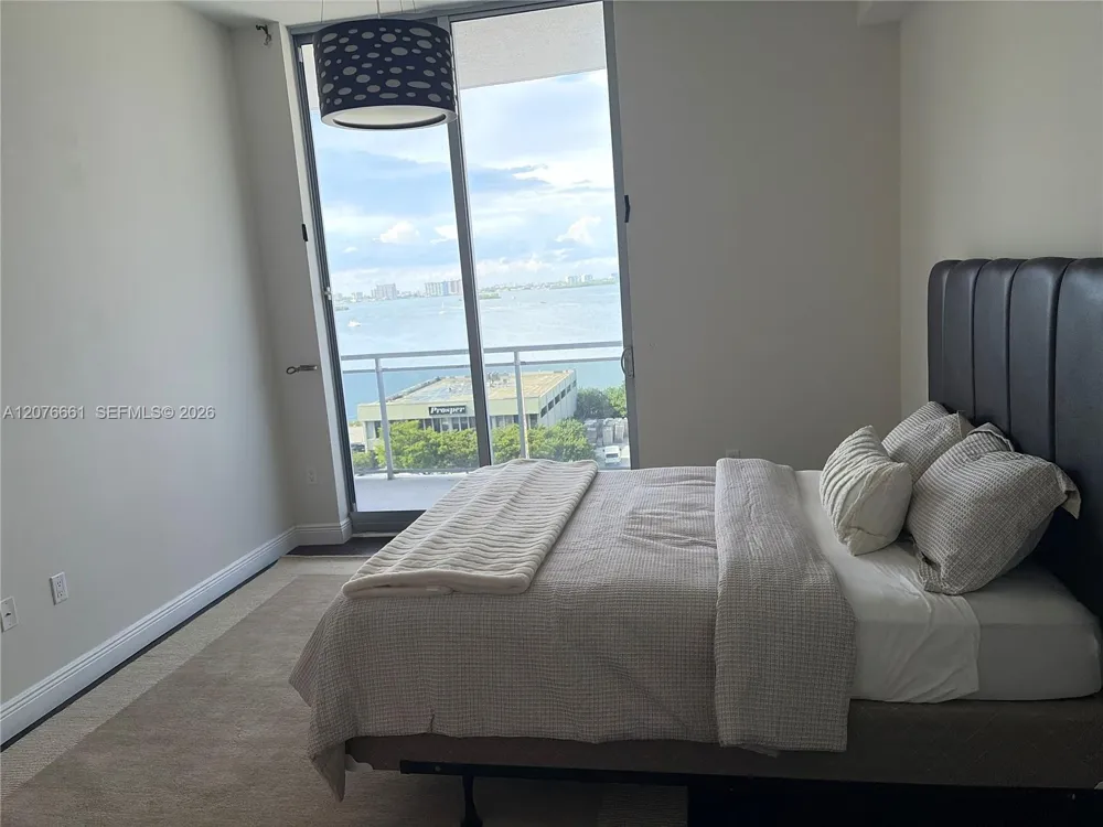 7901 Hispanola Ave #807 North Bay Village, FL 33141