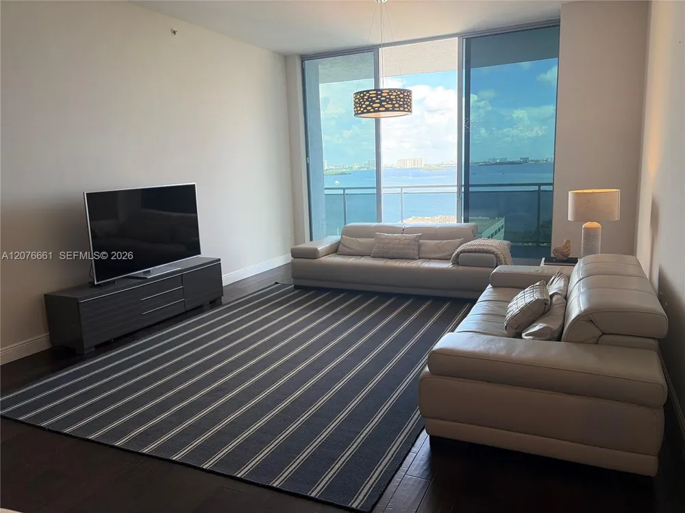 7901 Hispanola Ave #807 North Bay Village, FL 33141